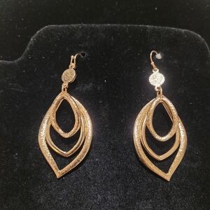 Elegant Gold Tone Drop Earrings